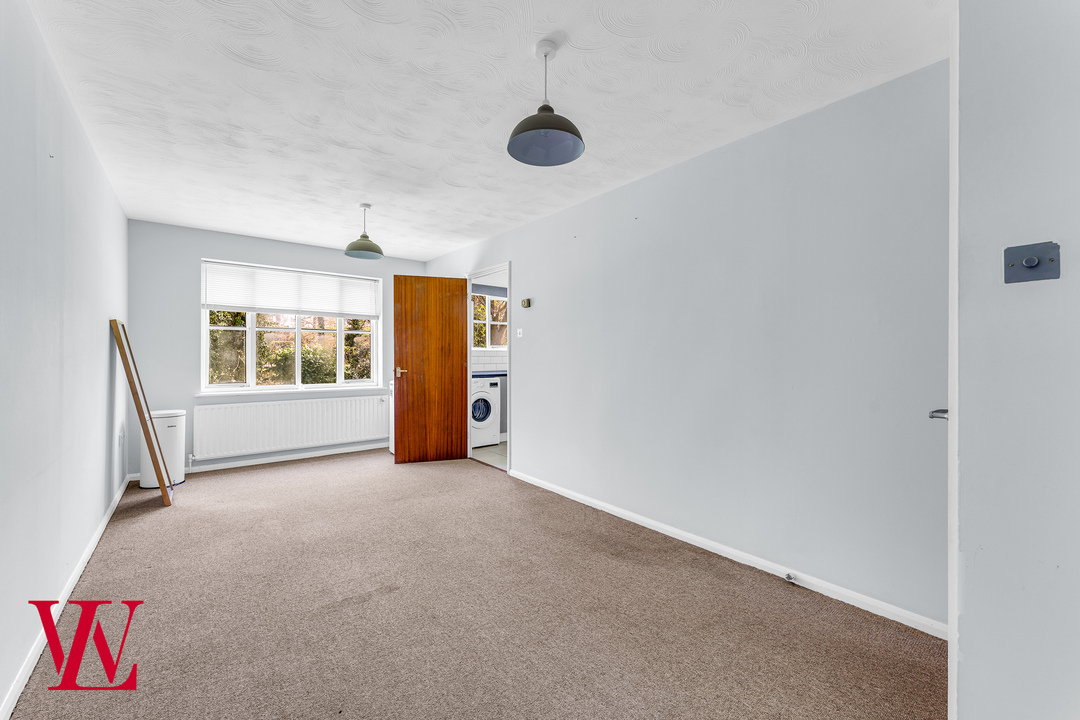 1 bed apartment for sale in Rushes Court, Bishop's Stortford, Hertfordshire 2