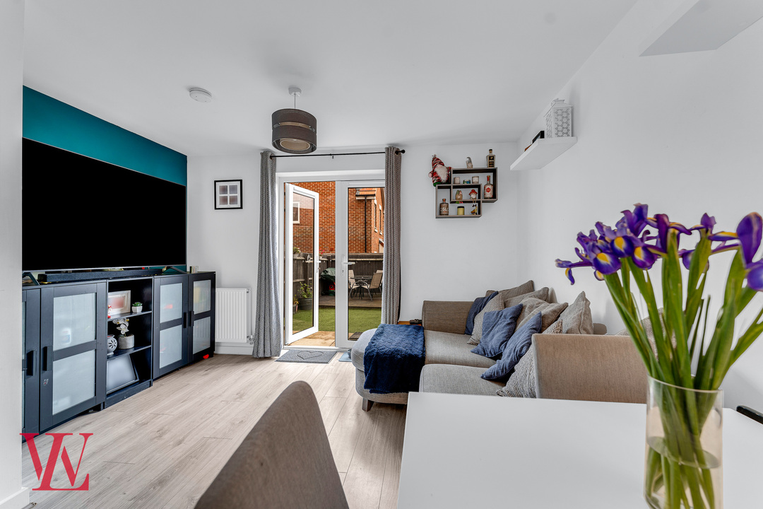 2 bed end of terrace house for sale in Cole Way, Bishop's Stortford  - Property Image 4