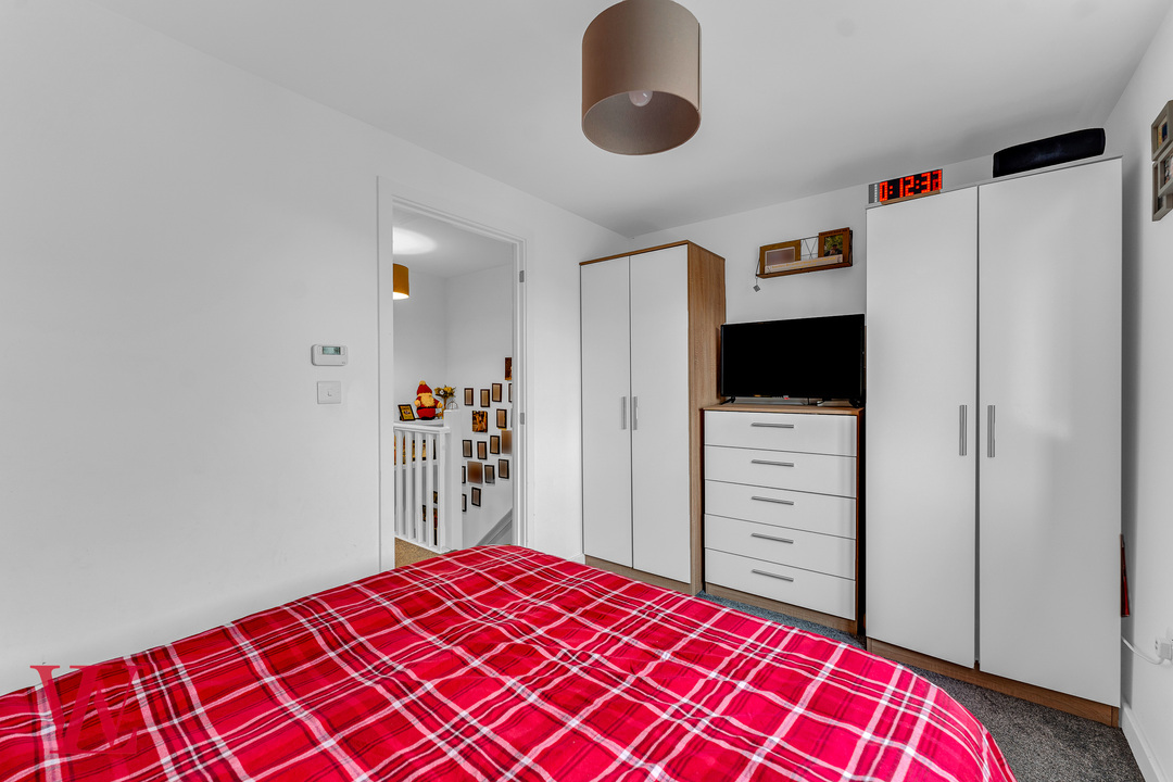 2 bed end of terrace house for sale in Cole Way, Bishop's Stortford  - Property Image 8