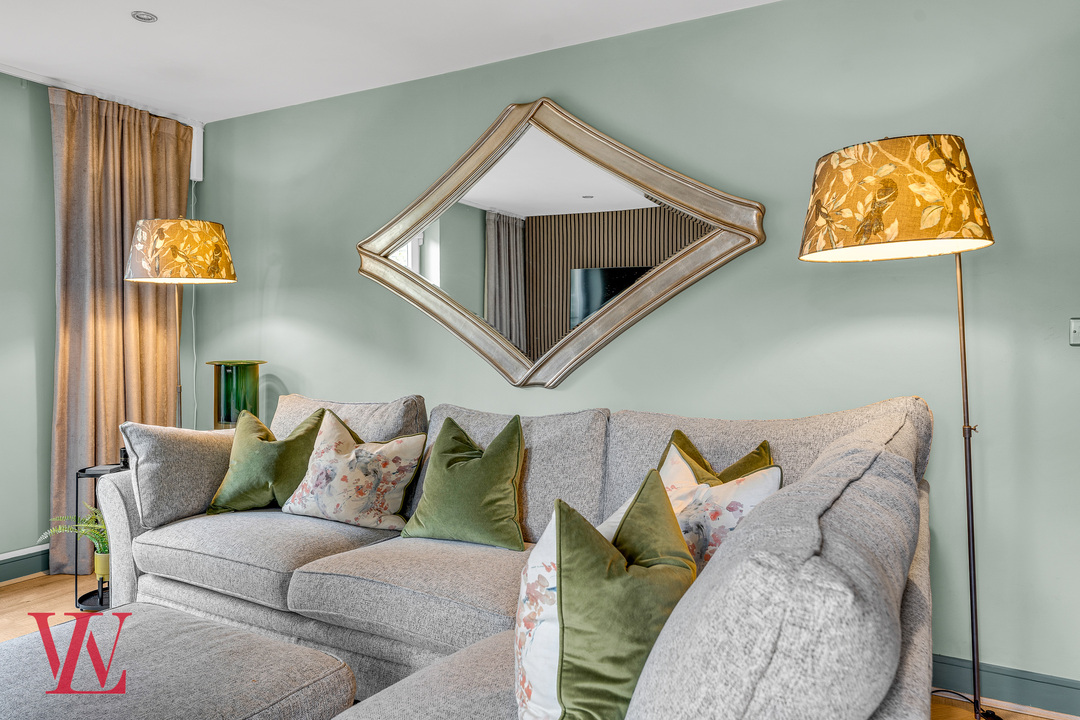 2 bed apartment for sale in St. Stephens Court, Silver Street, Stansted, Essex 5