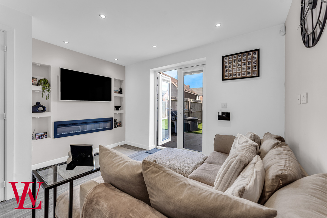 2 bed end of terrace house for sale in Newland Avenue, Bishop's Stortford  - Property Image 4