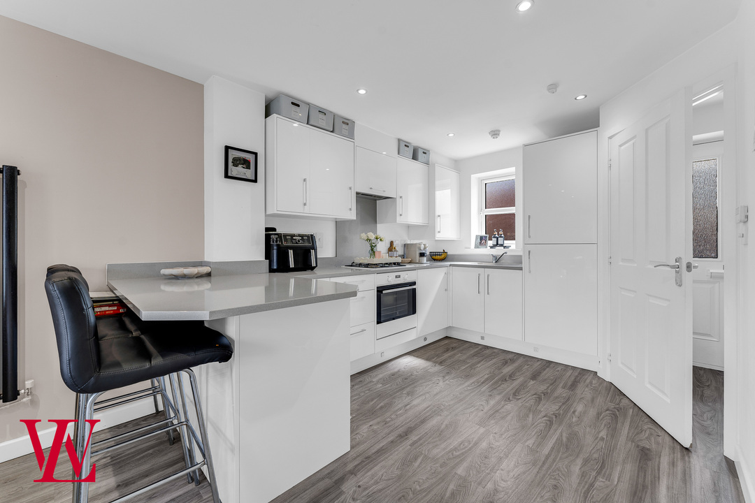 2 bed end of terrace house for sale in Newland Avenue, Bishop's Stortford  - Property Image 5