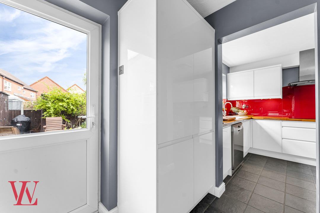 4 bed detached house for sale in Snowdrop Close, Bishop's Stortford, Hertfordshire 12