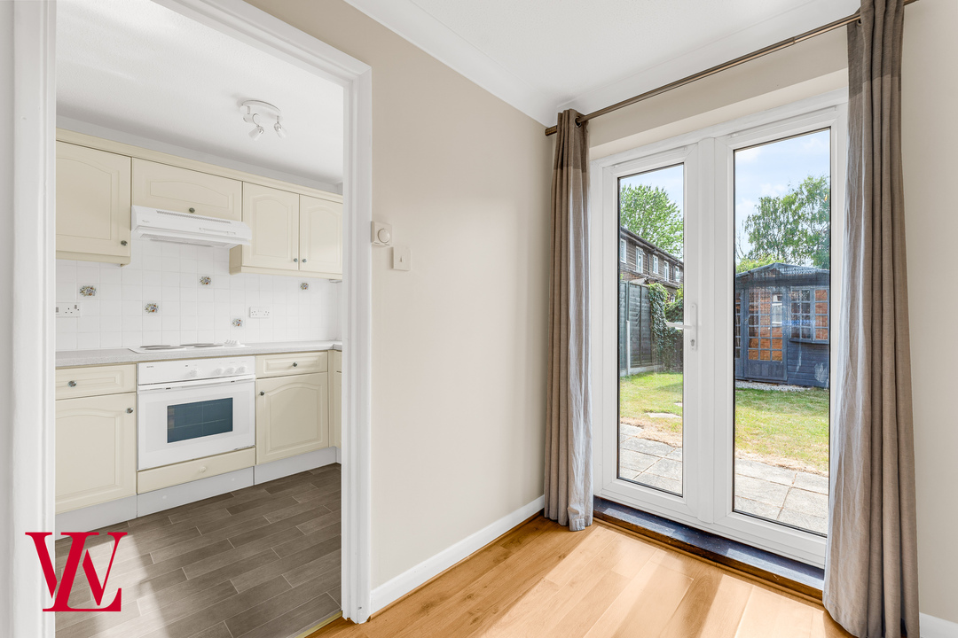 2 bed end of terrace house to rent in Sunningdale, Bishop's Stortford  - Property Image 4