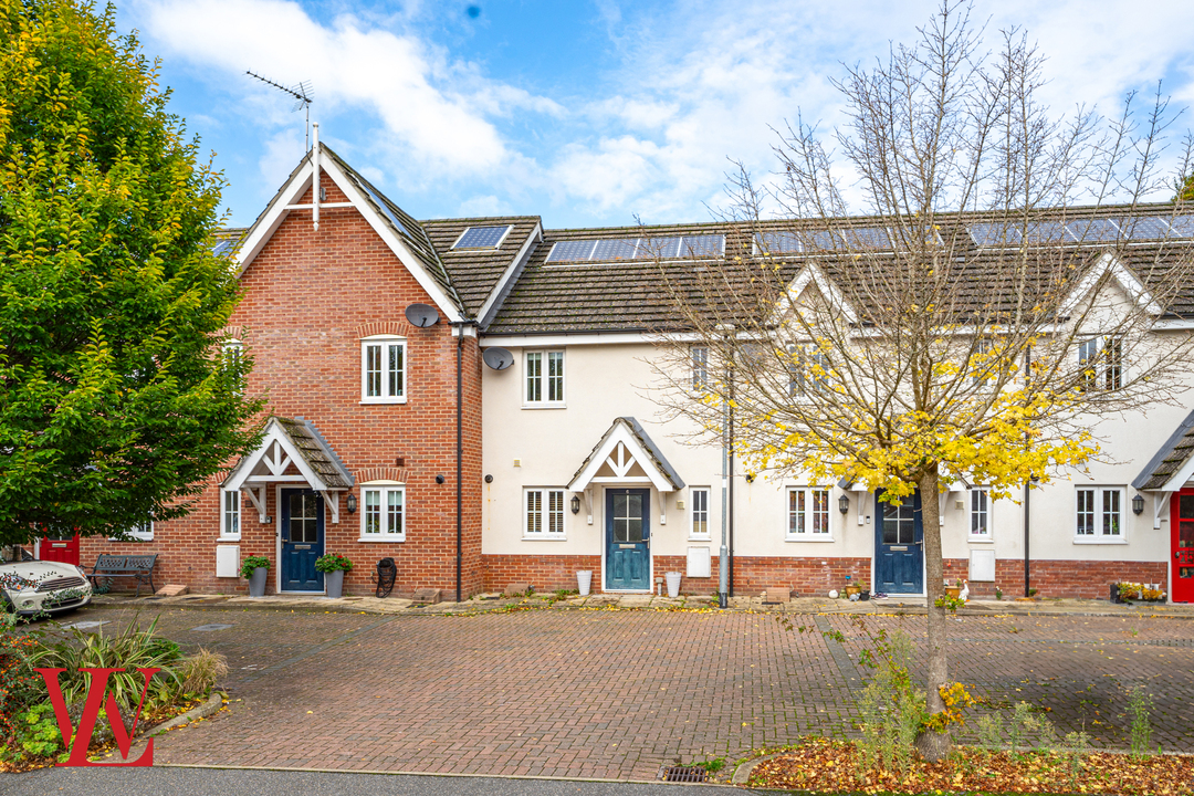 2 bed terraced house to rent in Goodwins Close, Dunmow, CM6