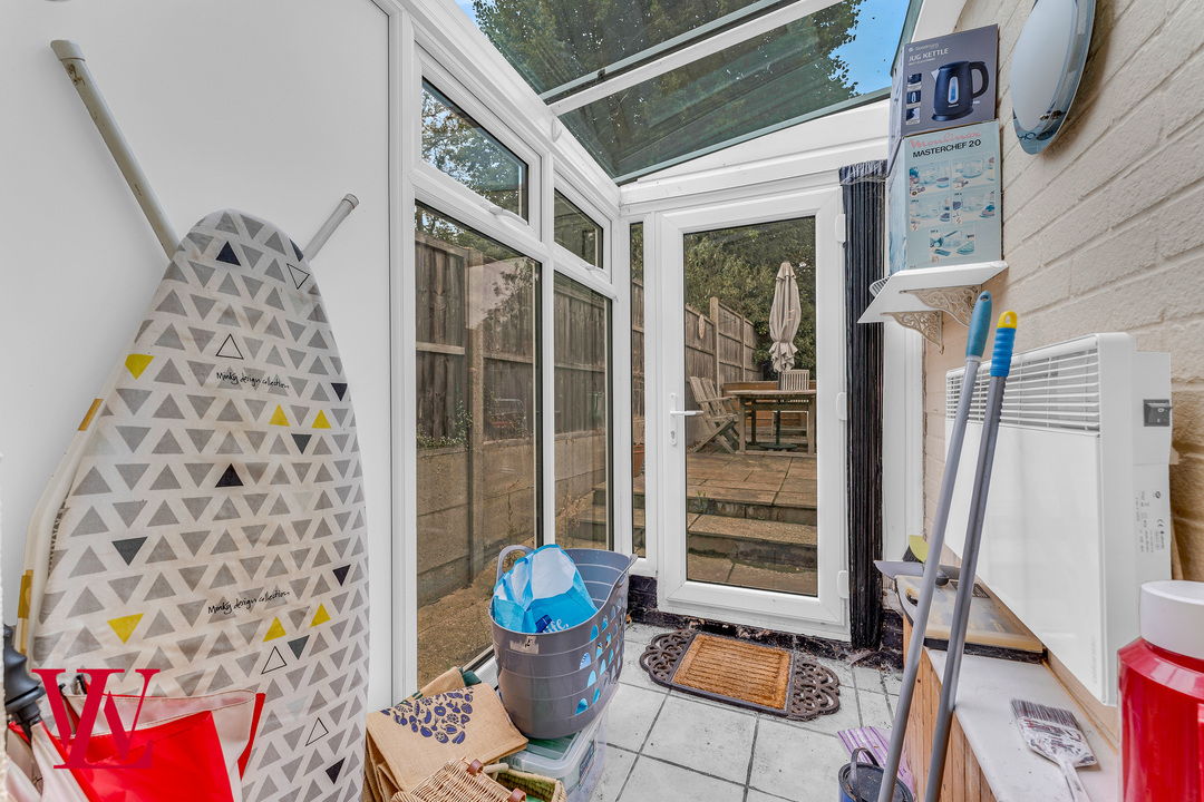 3 bed semi-detached house for sale in Mazoe Road, Bishop's Stortford, Hertfordshire  - Property Image 7