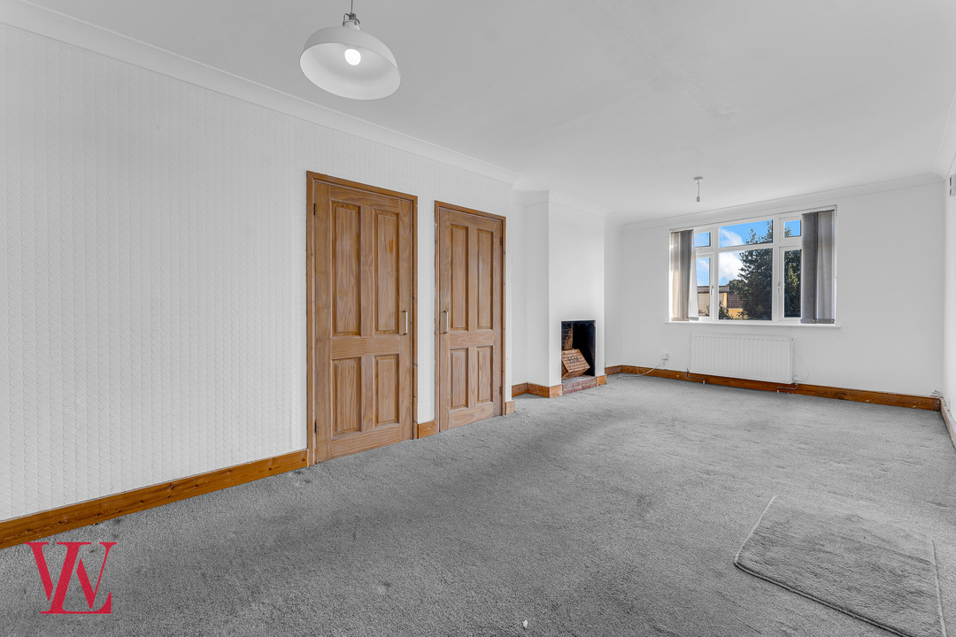 3 bed semi-detached house for sale in Mazoe Road, Bishop's Stortford, Hertfordshire  - Property Image 3