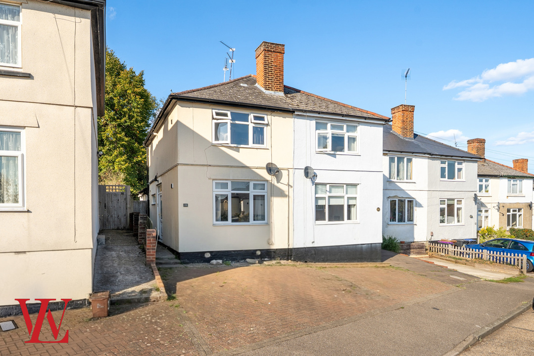 3 bed semi-detached house for sale in Mazoe Road, Bishop's Stortford, Hertfordshire  - Property Image 15
