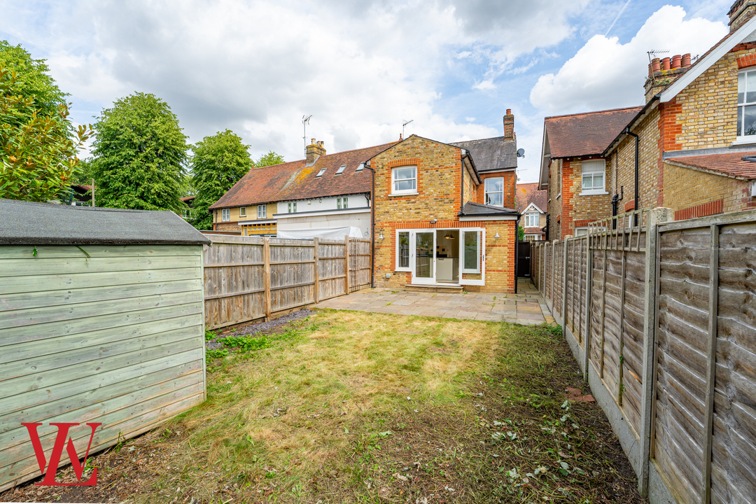 3 bed detached house for sale in Manor Road, Bishop's Stortford  - Property Image 20