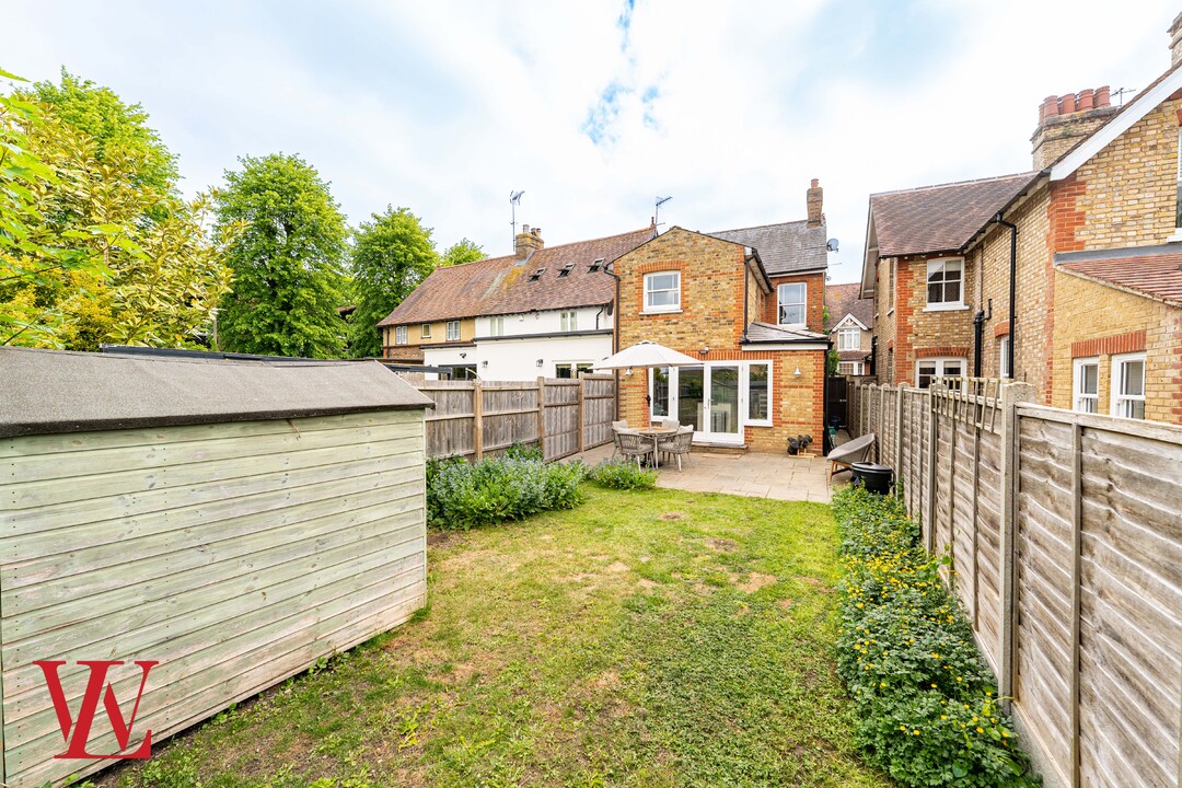 3 bed detached house for sale in Manor Road, Bishop's Stortford  - Property Image 19