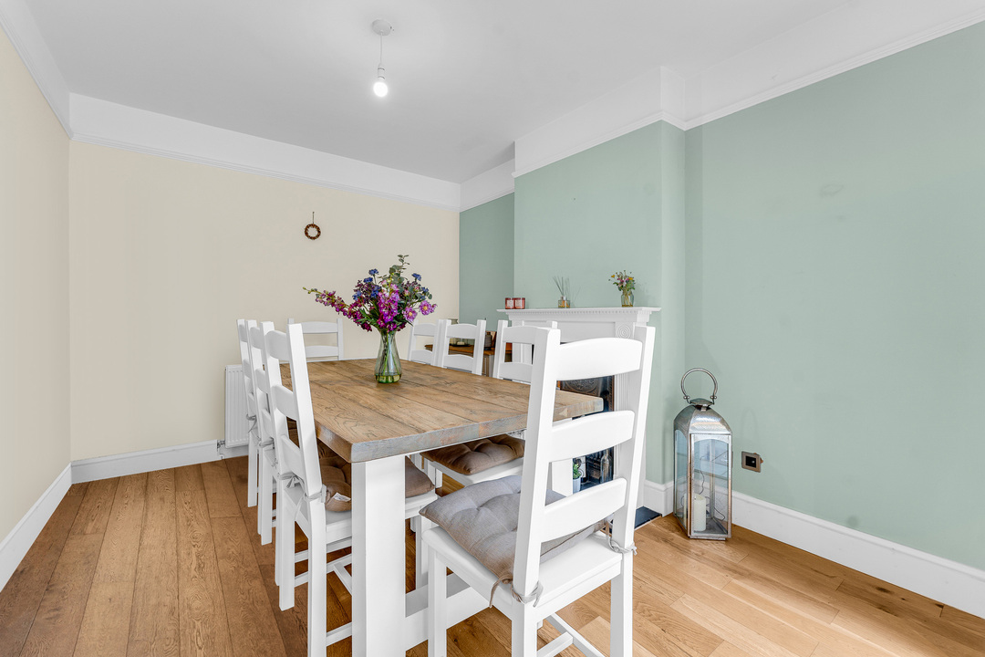 3 bed detached house for sale in Manor Road, Bishop's Stortford, Hertfordshire 6