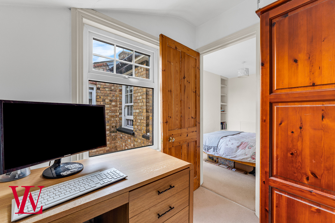 3 bed terraced house for sale in Mill Street, Bishop's Stortford, Hertfordshire  - Property Image 14
