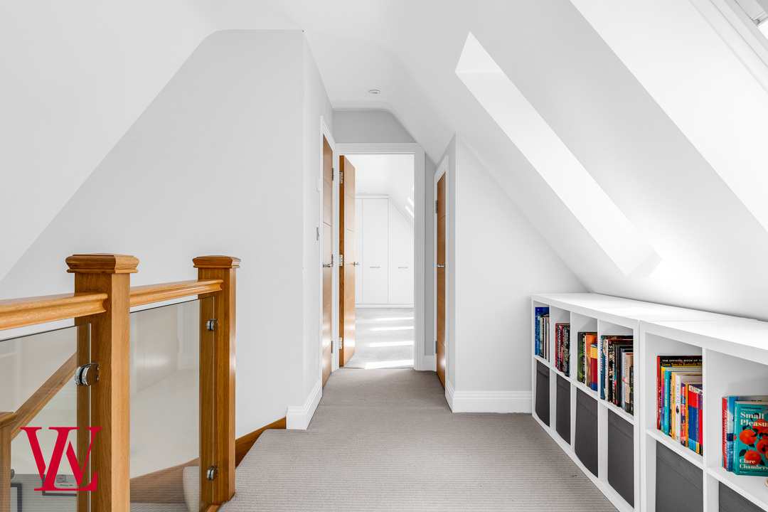 5 bed detached house for sale in The Pastures, Bishop's Stortford  - Property Image 34