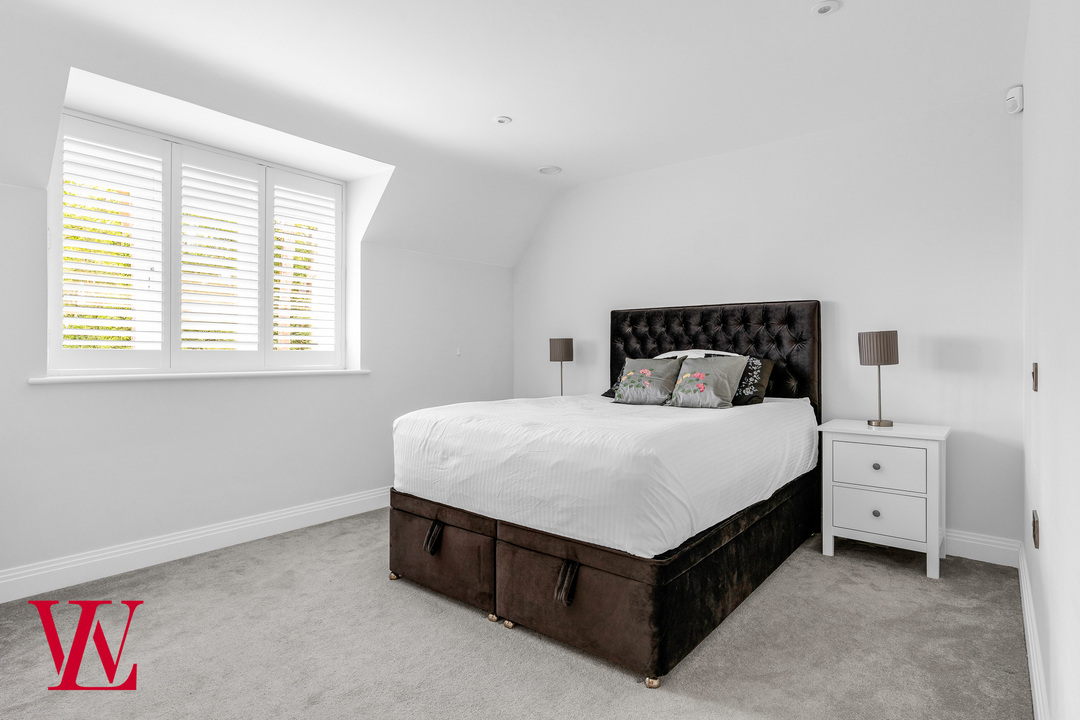 5 bed detached house for sale in The Pastures, Bishop's Stortford  - Property Image 31