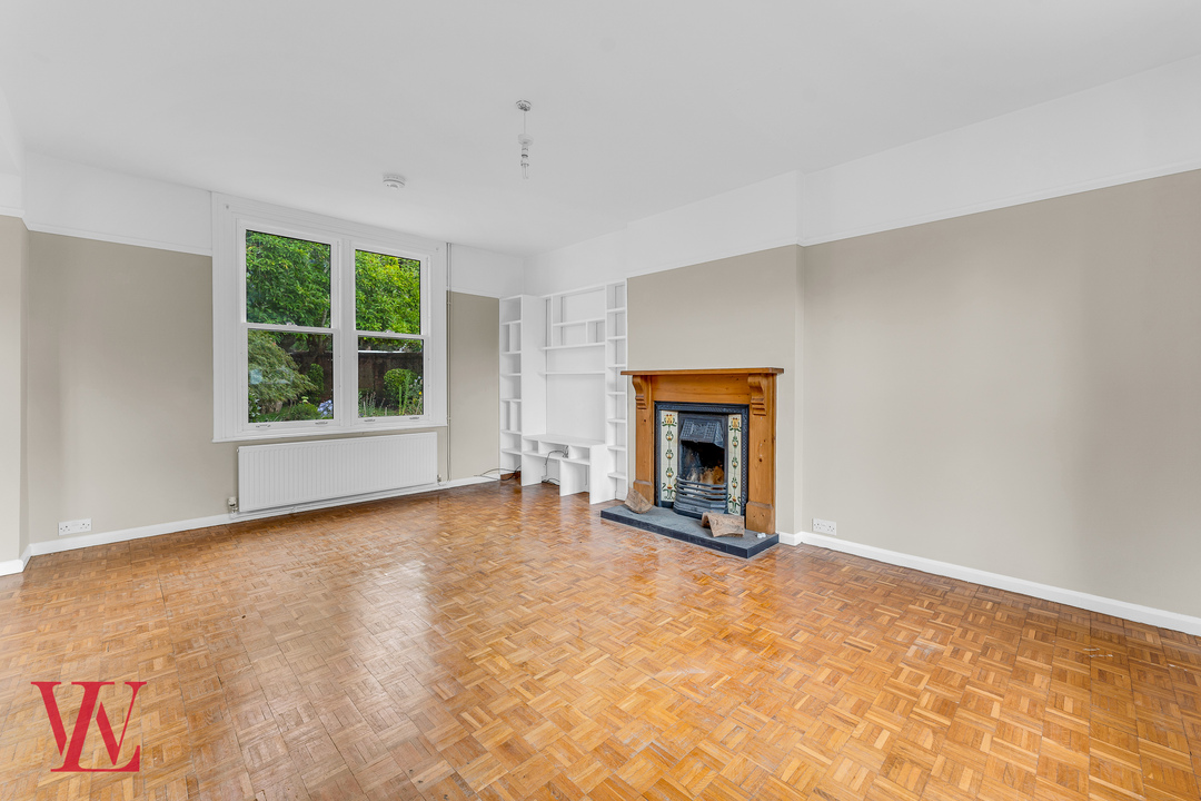 4 bed detached house to rent in Stansted Road, Bishop's Stortford, Hertfordshire  - Property Image 4