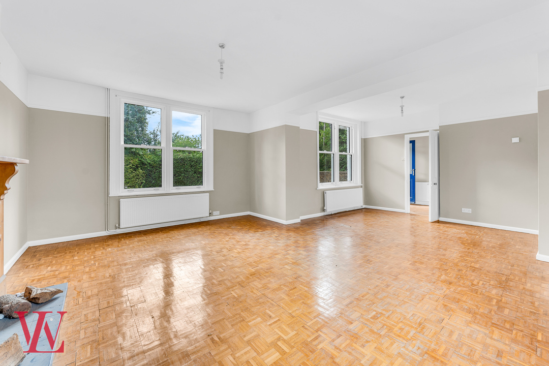 4 bed detached house to rent in Stansted Road, Bishop's Stortford, Hertfordshire  - Property Image 3