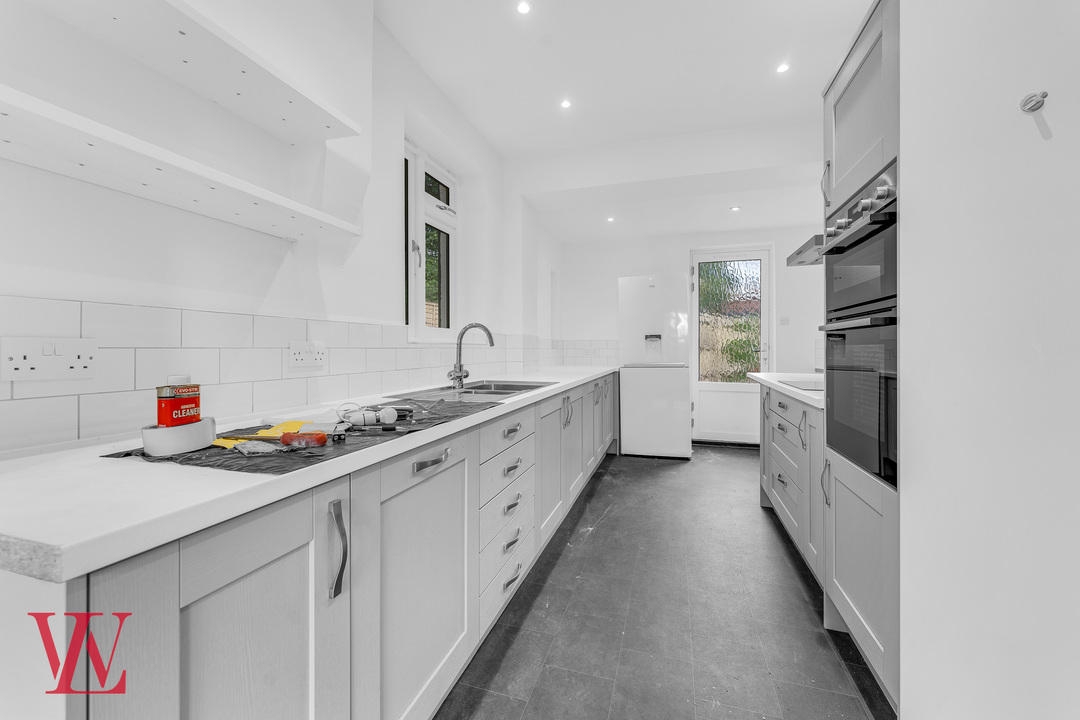 4 bed detached house to rent in Stansted Road, Bishop's Stortford, Hertfordshire  - Property Image 7