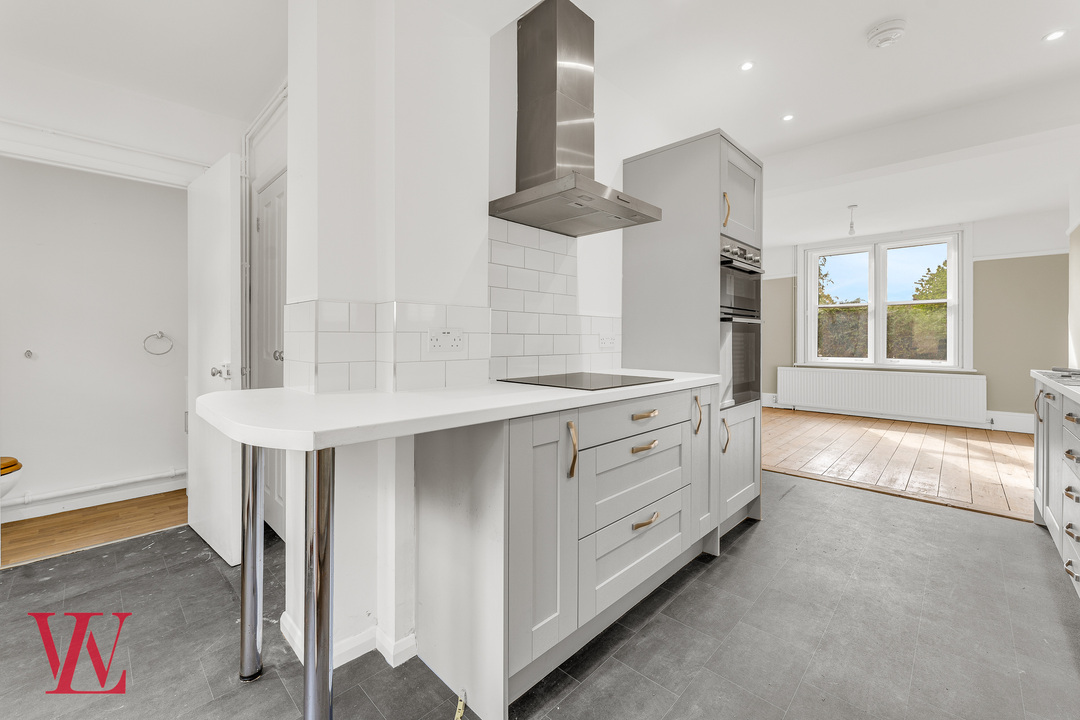 4 bed detached house to rent in Stansted Road, Bishop's Stortford, Hertfordshire  - Property Image 9