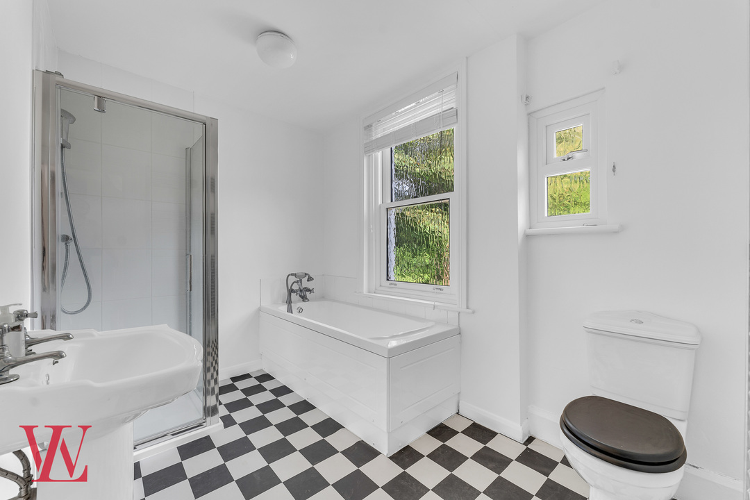 4 bed detached house to rent in Stansted Road, Bishop's Stortford, Hertfordshire  - Property Image 12