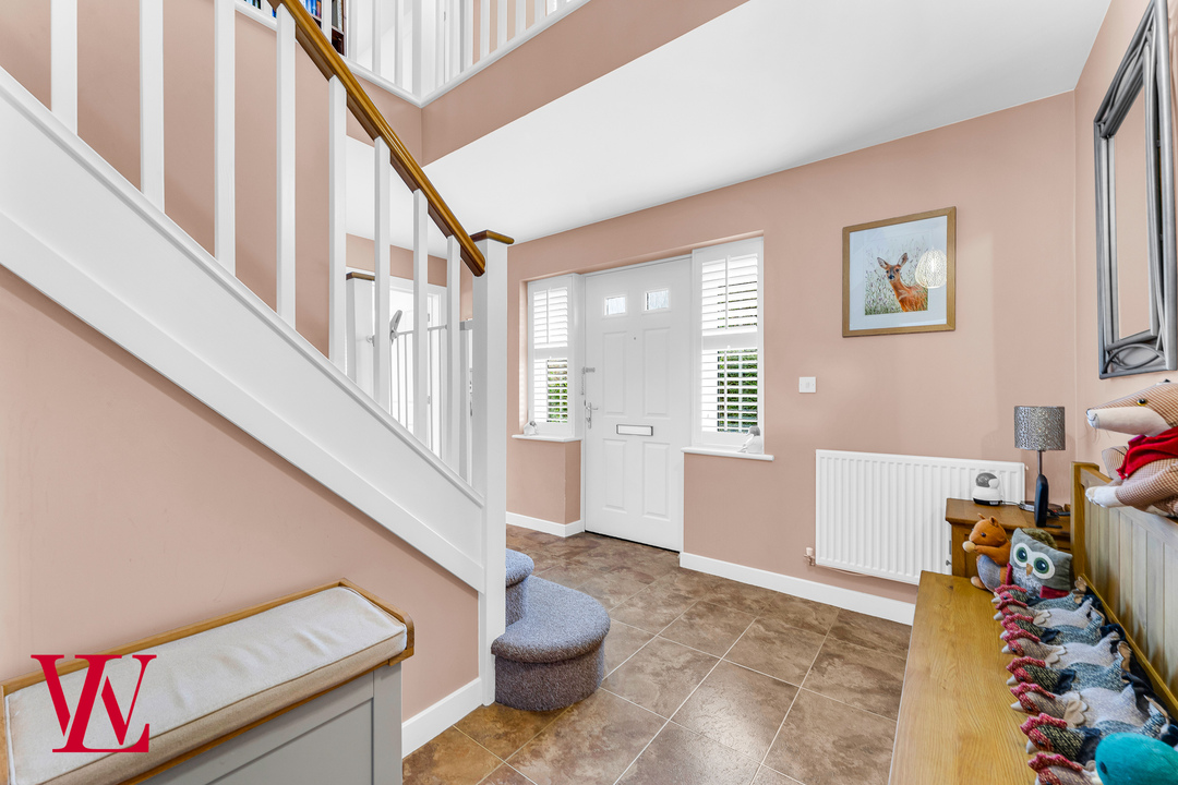 5 bed detached house for sale in Burgattes Road, Little Canfield, Dunmow, Essex 5