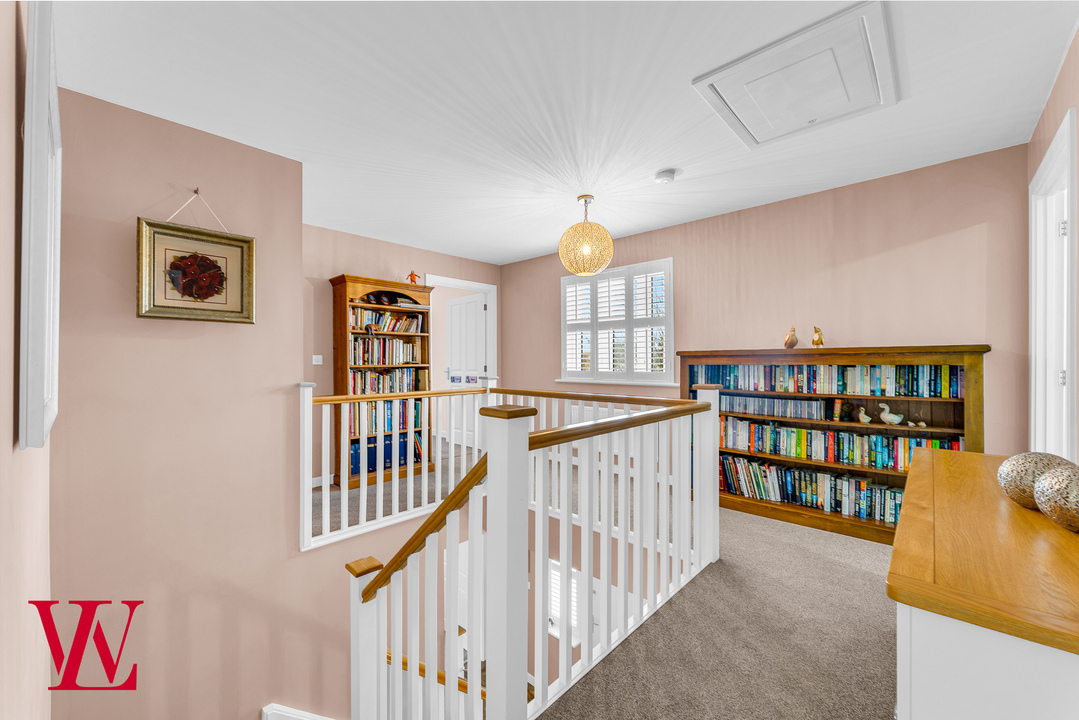 5 bed detached house for sale in Burgattes Road, Little Canfield, Dunmow, Essex 11
