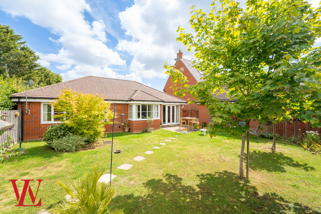 3 bed bungalow for sale in Speller Way, Little Canfield, Dunmow, Essex