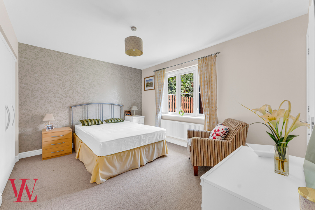 3 bed bungalow for sale in Speller Way, Little Canfield, Dunmow, Essex  - Property Image 11