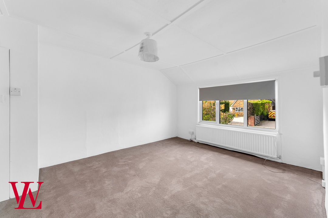 2 bed semi-detached house for sale in Brewers End, Bishop's Stortford  - Property Image 12
