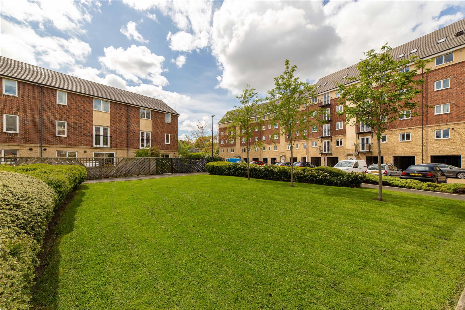 2 bed apartment for sale in Chillingham Road, Heaton  - Property Image 1