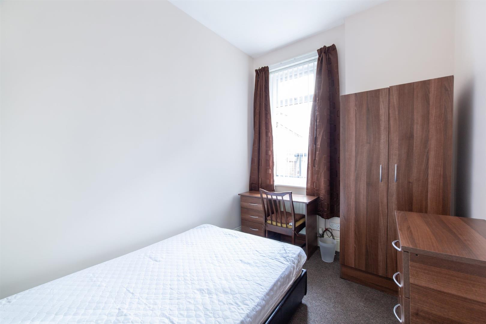 2 bed flat to rent in Glenthorn Road, Jesmond 3