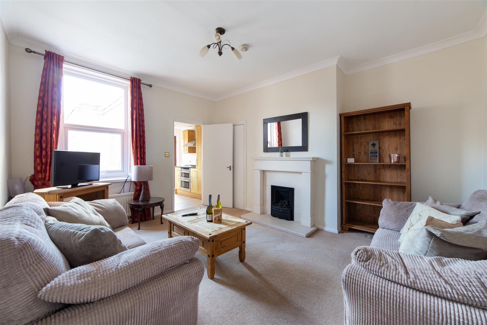 3 bed flat to rent in Mowbray Street, Newcastle Upon Tyne - Property Image 1