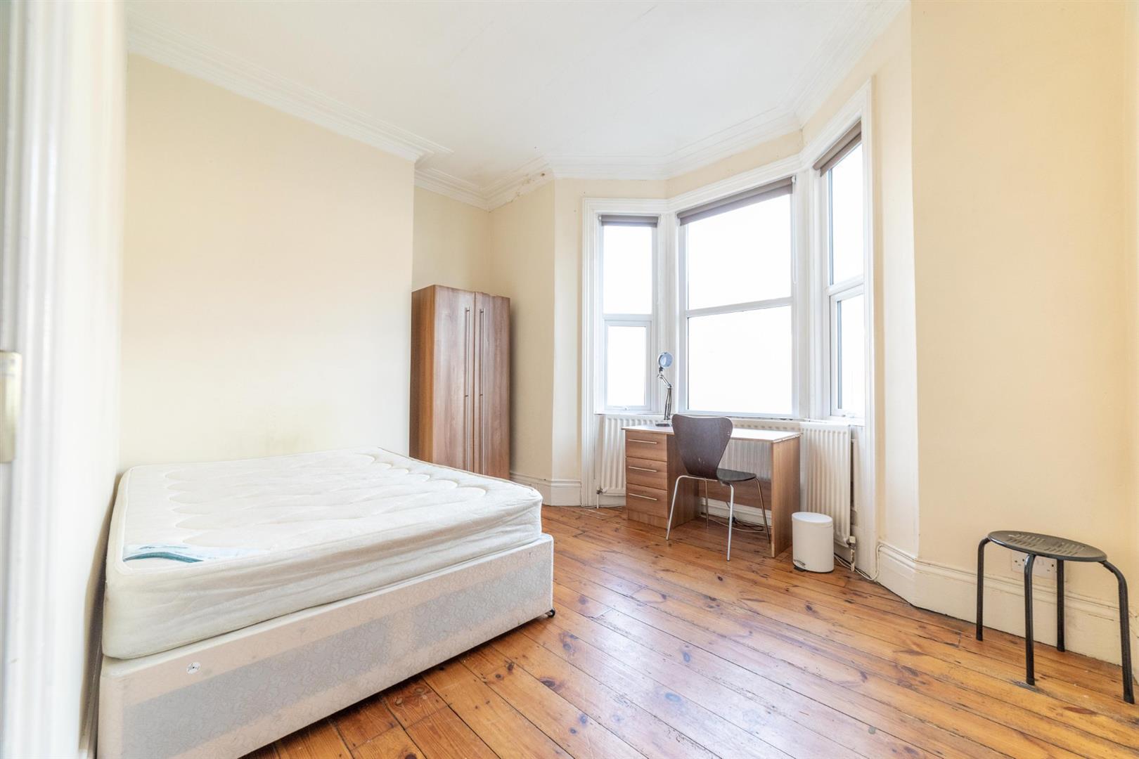 5 bed maisonette to rent in Tavistock Road, Jesmond  - Property Image 3
