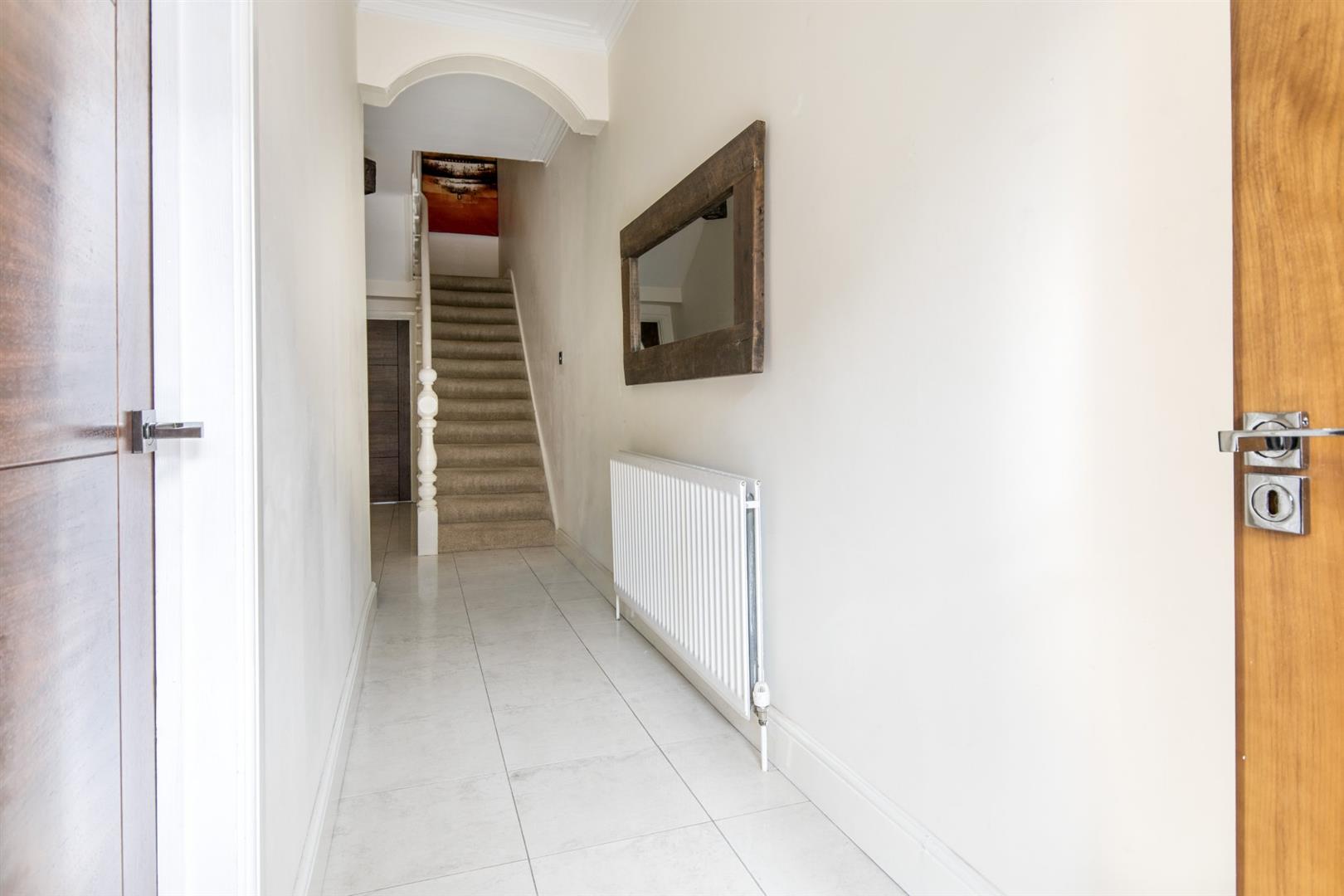 6 bed terraced house to rent in Rothbury Terrace, Heaton 16