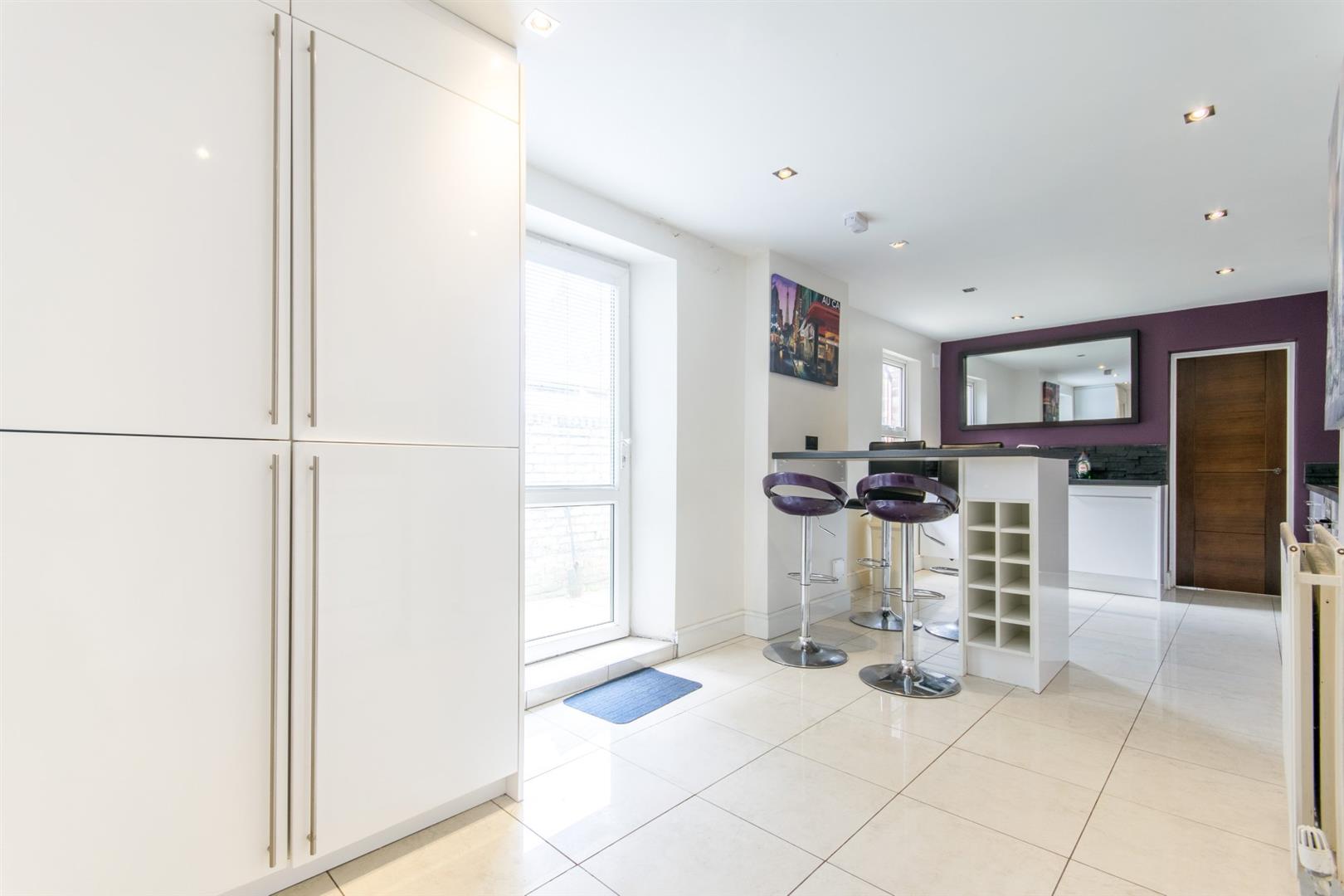 6 bed terraced house to rent in Rothbury Terrace, Heaton  - Property Image 5
