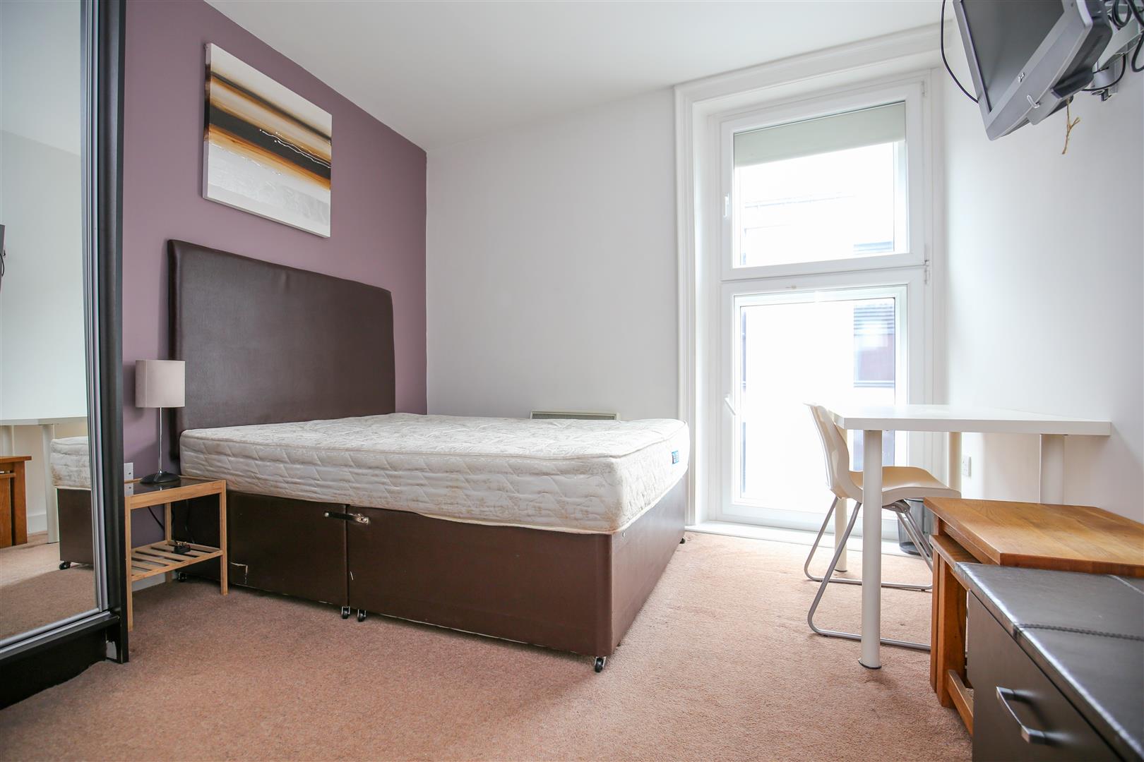 2 bed apartment to rent in Northumberland Street, City Centre 3