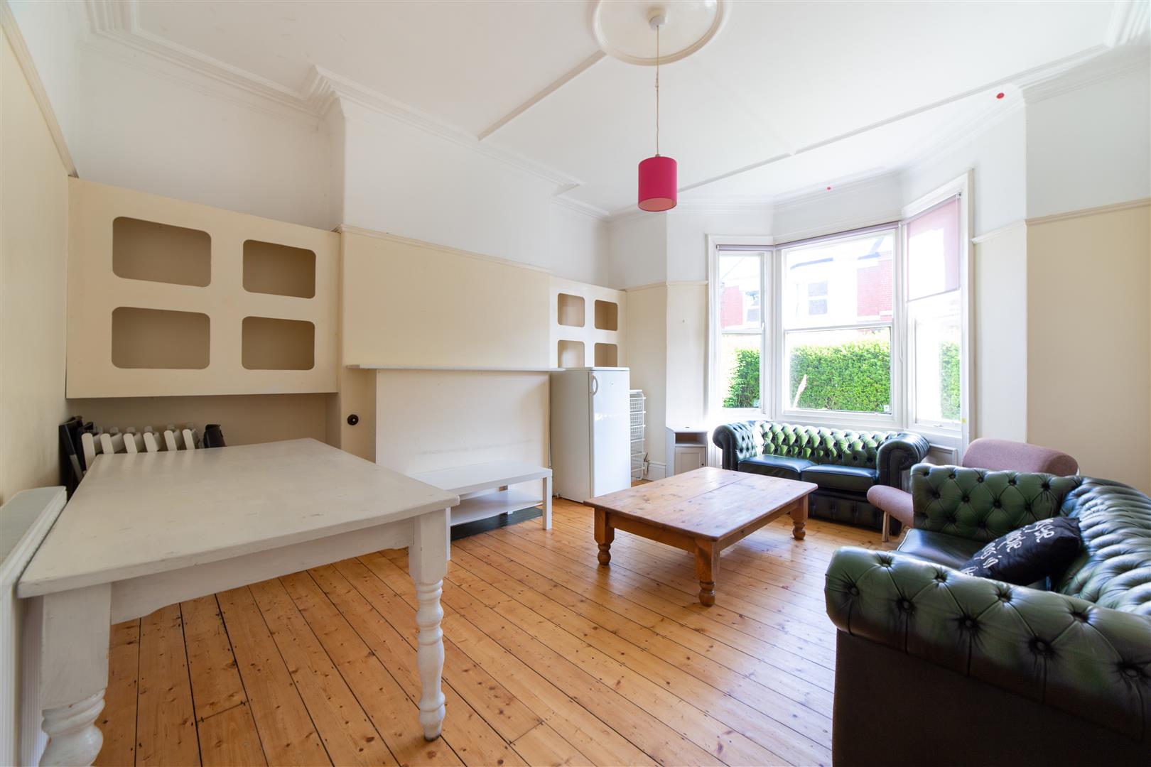 6 bed terraced house to rent in Buston Terrace, Jesmond - Property Image 1