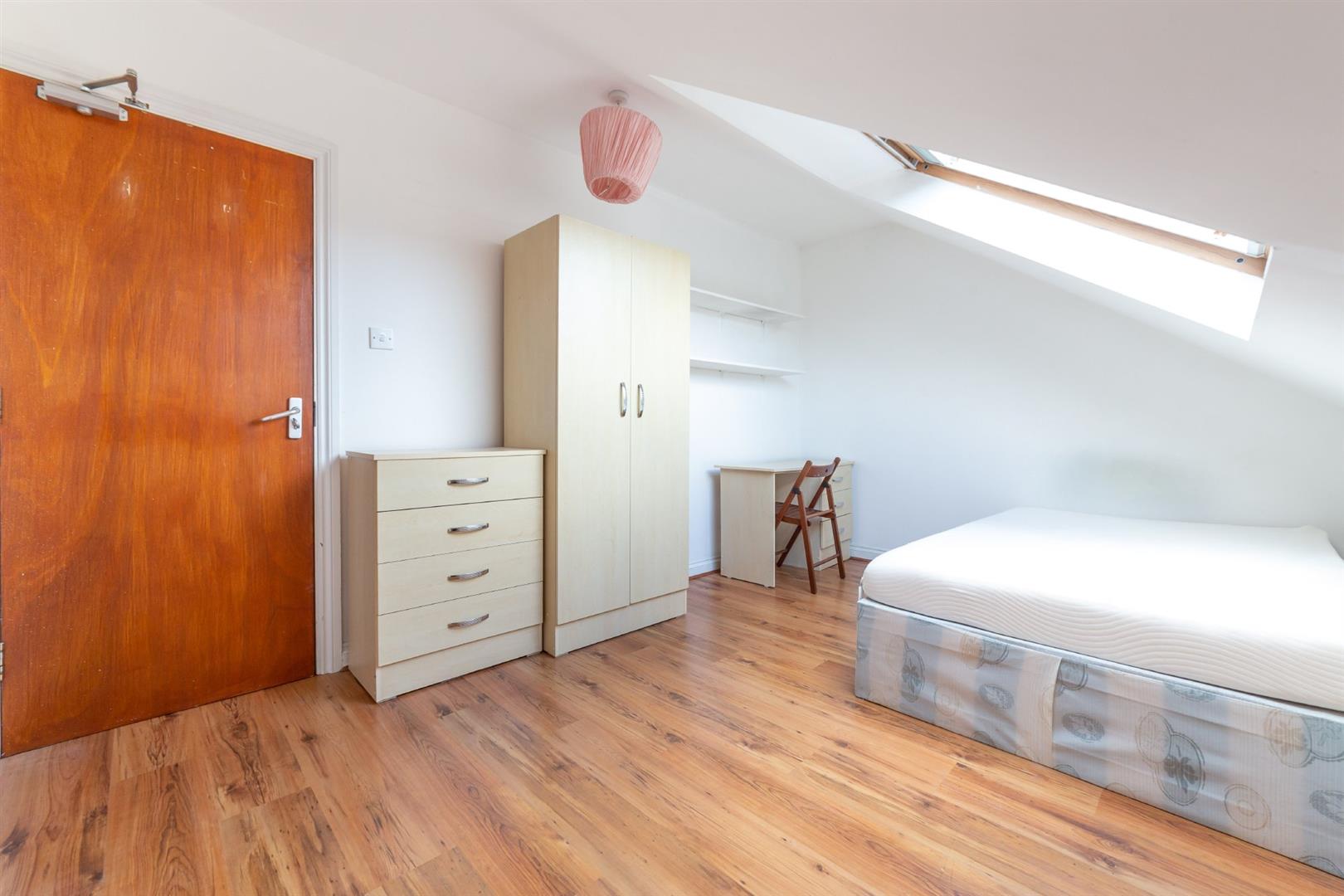 6 bed maisonette to rent in Doncaster Road, Sandyford 6