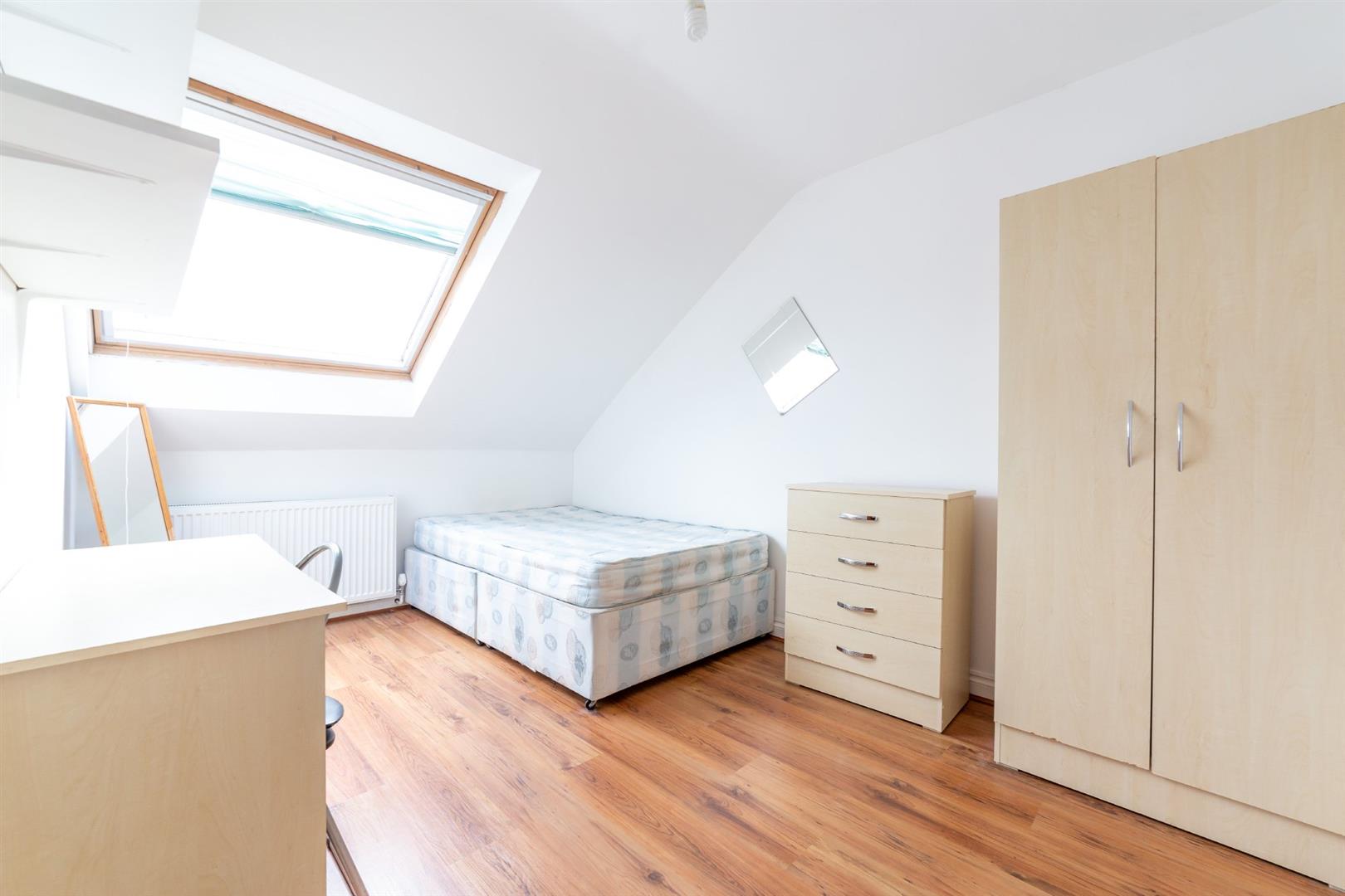 6 bed maisonette to rent in Doncaster Road, Sandyford 7