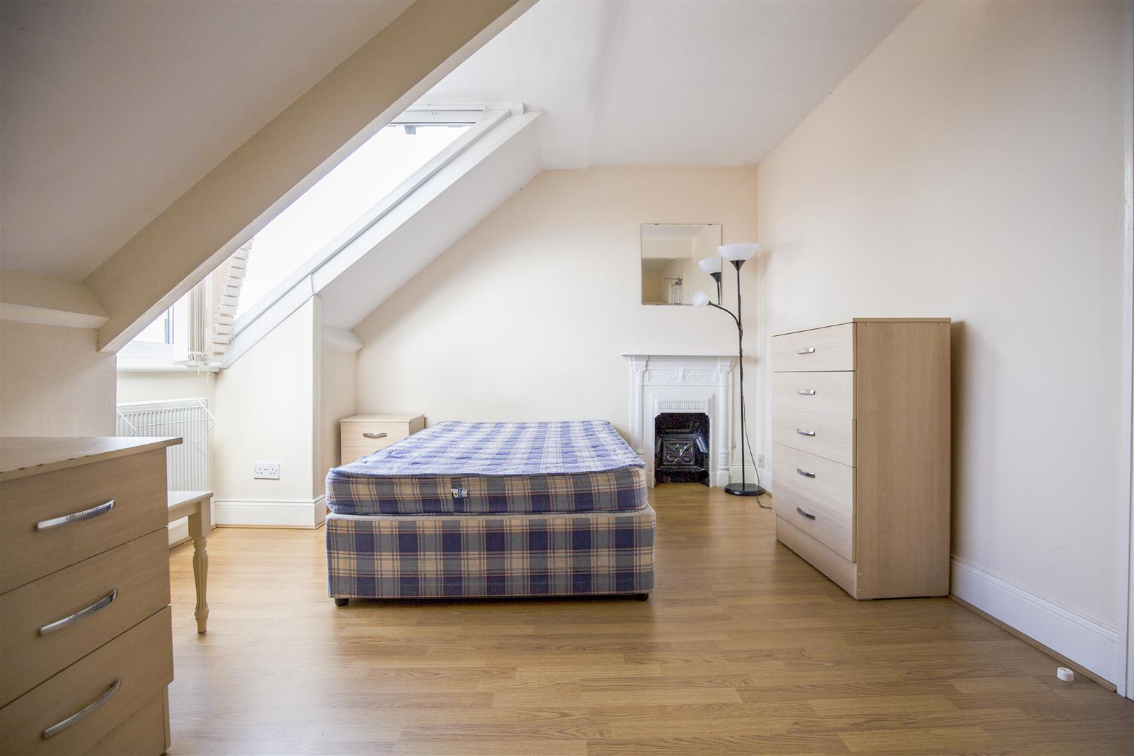 5 bed terraced house to rent in Grosvenor Road, Jesmond 15