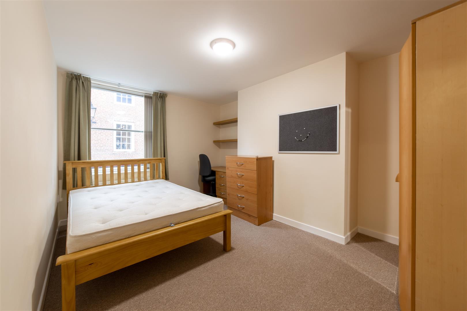 4 bed apartment to rent in Fenkle Street, City Centre 7