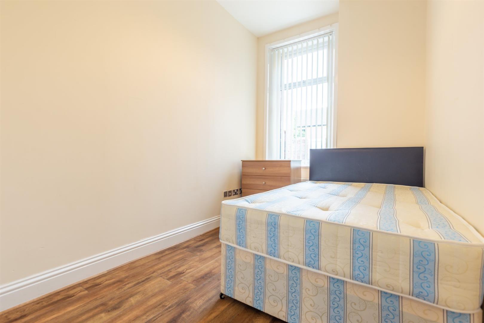 2 bed flat to rent in Simonside Terrace, Heaton  - Property Image 8