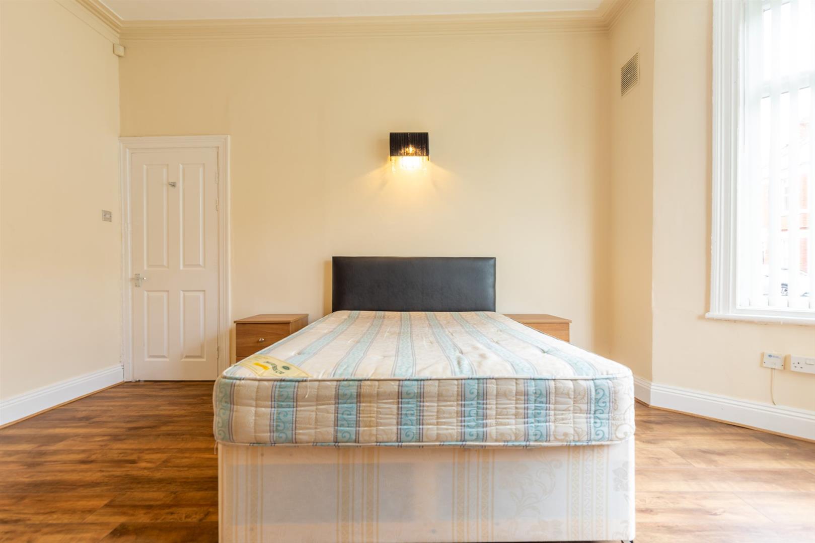 2 bed flat to rent in Simonside Terrace, Heaton 5