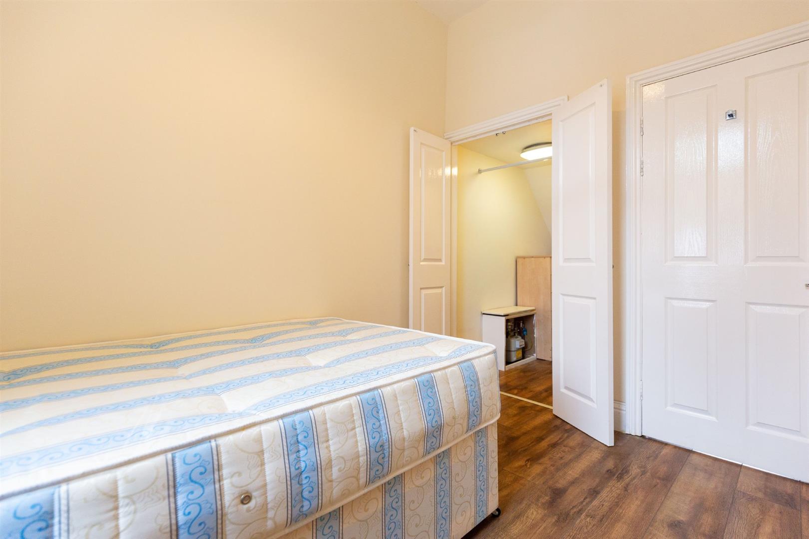 2 bed flat to rent in Simonside Terrace, Heaton 8