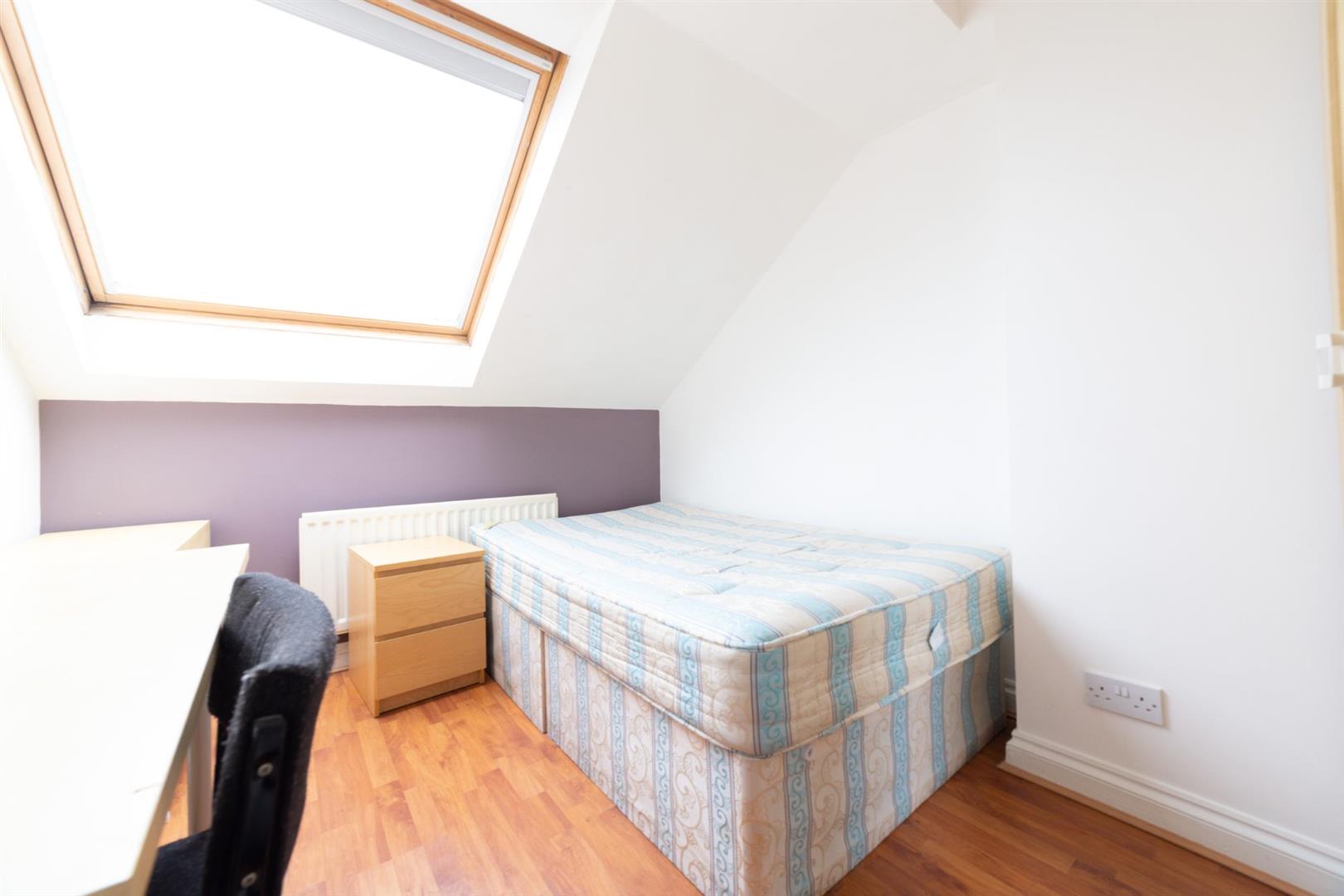 6 bed maisonette to rent in Helmsley Road, Sandyford 16