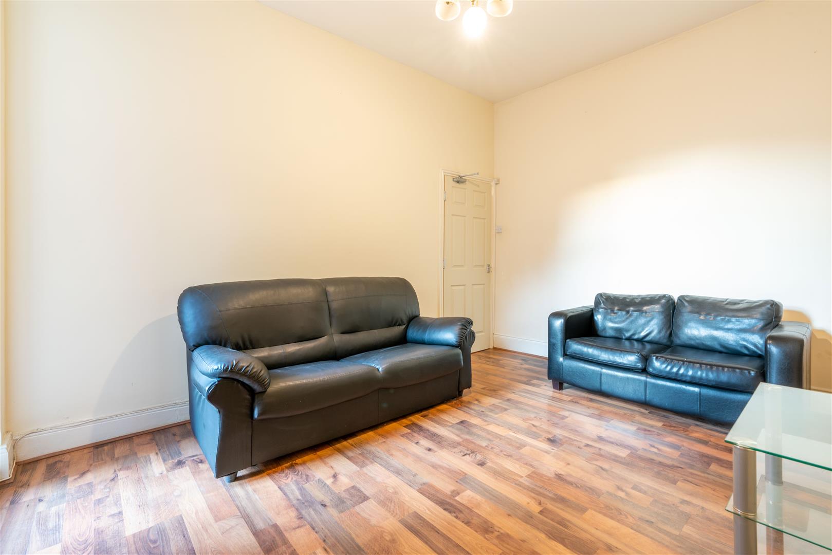 2 bed flat to rent in Addycombe Terrace, Heaton 4