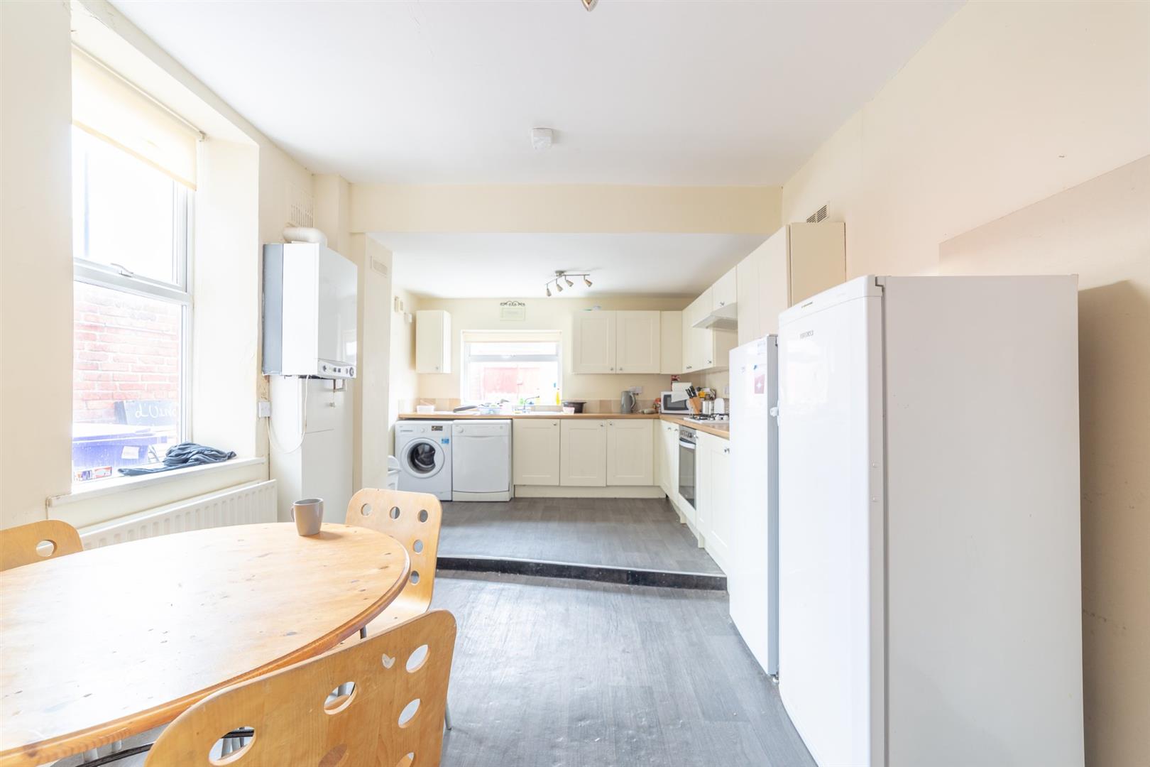 4 bed terraced house to rent in Chillingham Road, Heaton  - Property Image 10