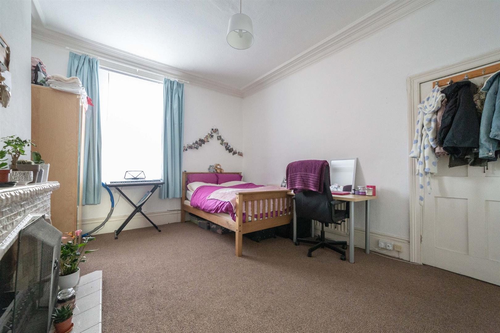 4 bed terraced house to rent in Rothbury Terrace, Newcastle Upon Tyne  - Property Image 6