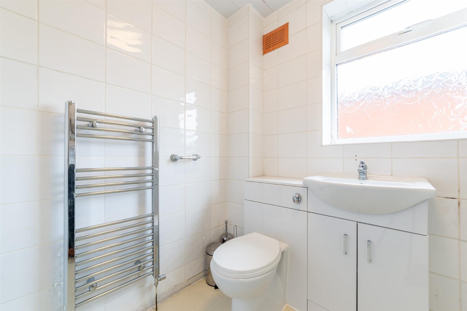 3 bed flat to rent in Ancrum Street, Spital Tongues  - Property Image 8