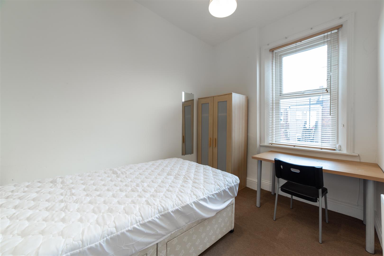 3 bed flat to rent in Stratford Grove West, Heaton  - Property Image 8