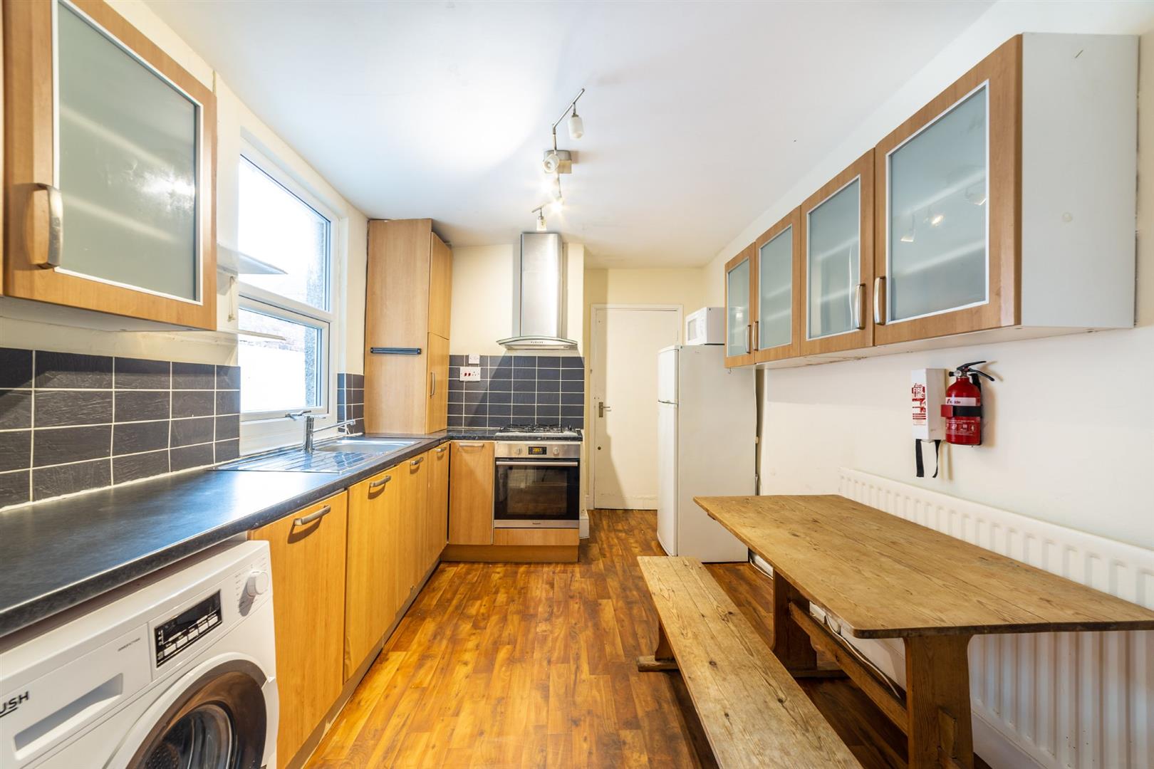 5 bed terraced house to rent in Falmouth Road, Heaton  - Property Image 4
